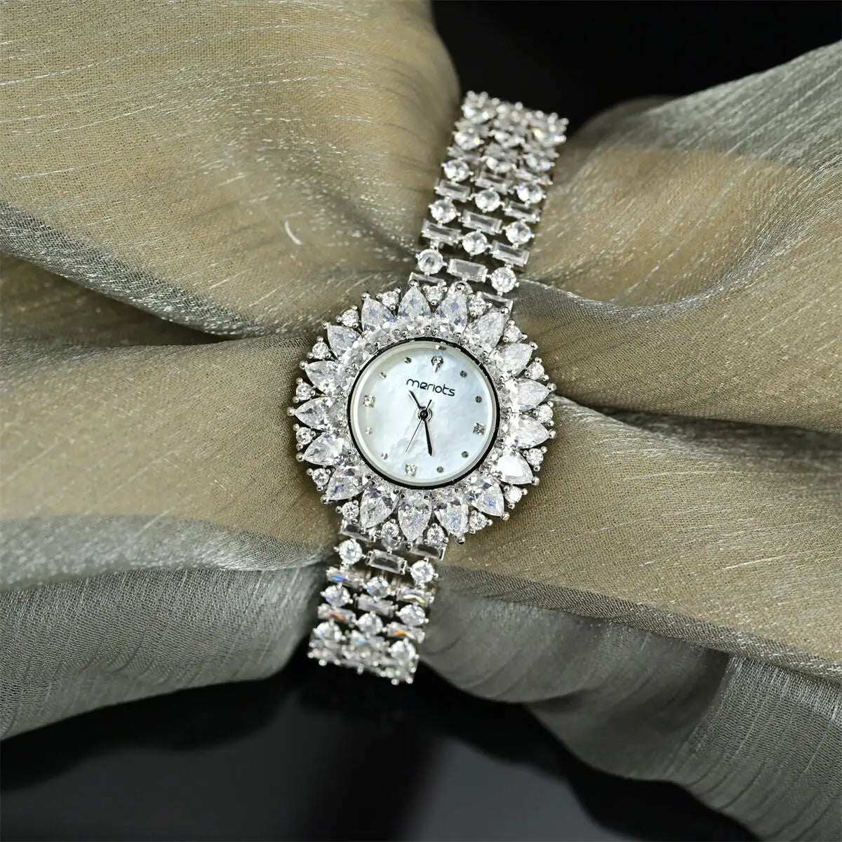 2024 Luxury Crystal Women’s Watch. High-End Fashion